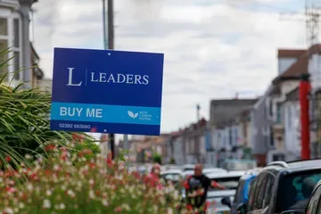 Bank of England May Raise High-Risk Mortgage Threshold, FT Says